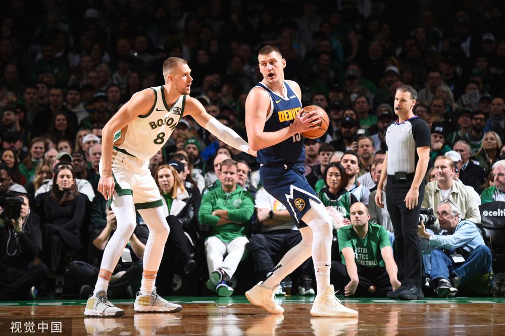 这位铁卫不 这位铁卫不