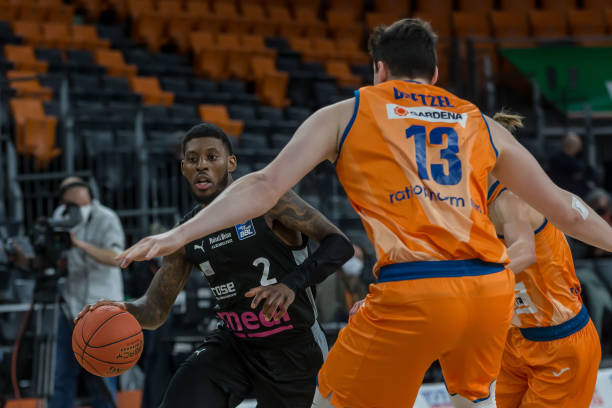 谢幕感到感 谢幕感到感